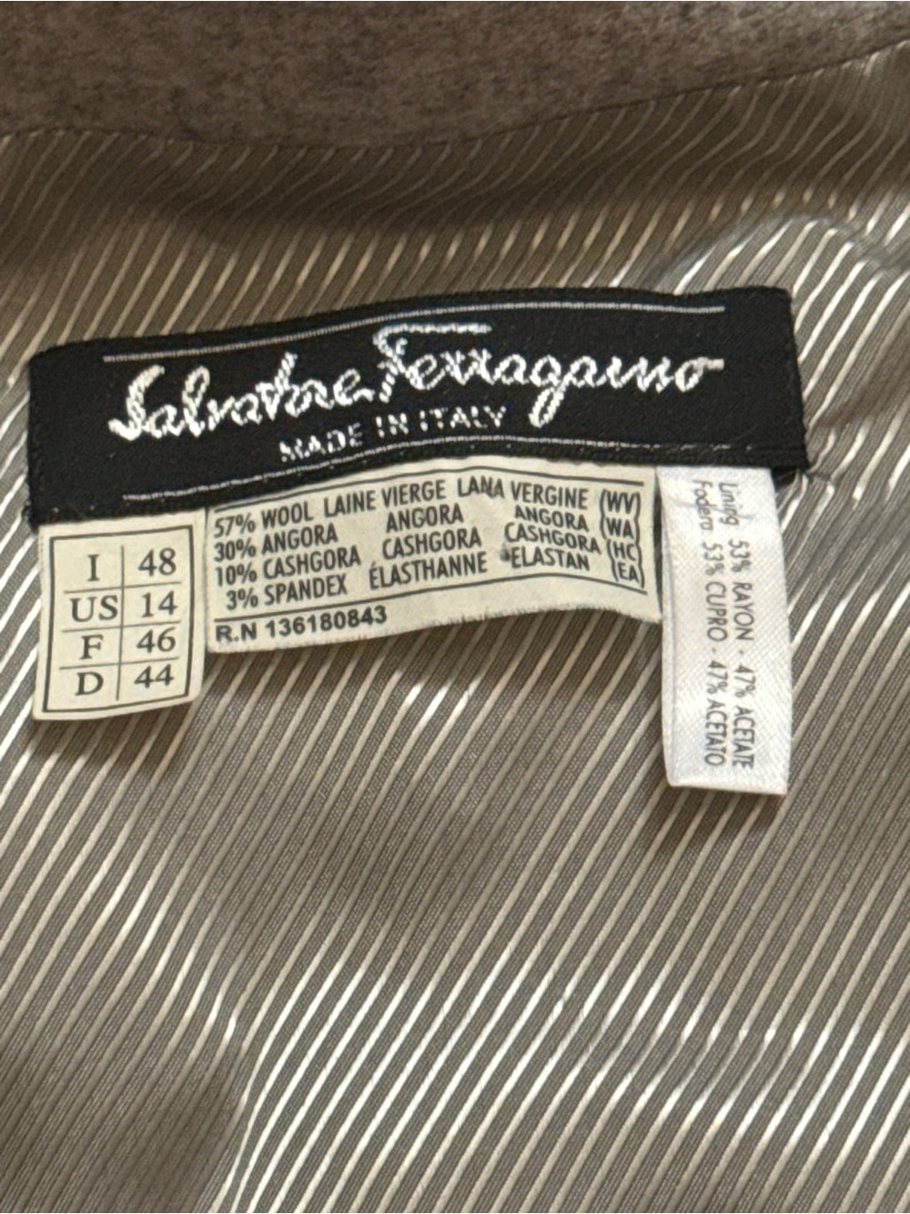Salvatore Ferragamo Grey Tailored Wool-Blend Blazer - Picture 6 of 9